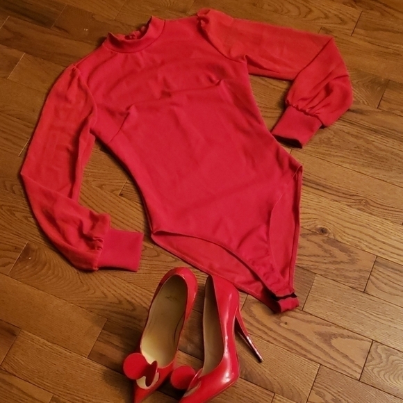 𝅺FASHION NOVA bodysuit size S. - Picture 1 of 8